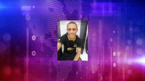 Lázaro (footballer, born 2002) .